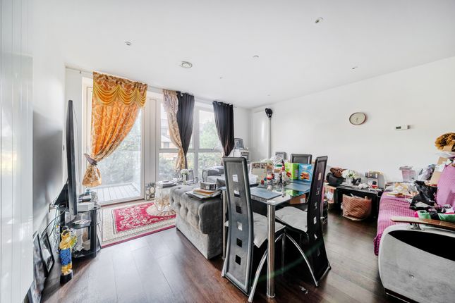 4 Samuelson House, Merrick Road, Southall photo 3
