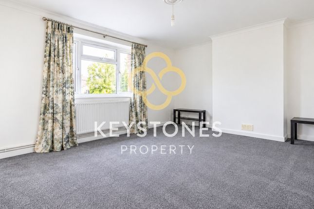 97, Station Lane, Hornchurch photo 4