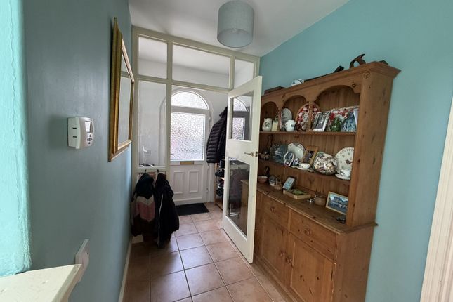 6, Alan Road, Llandeilo photo 5