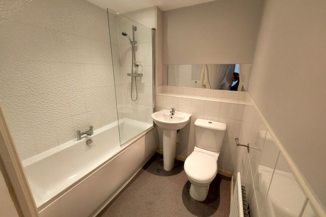 38, WALSALL photo 3