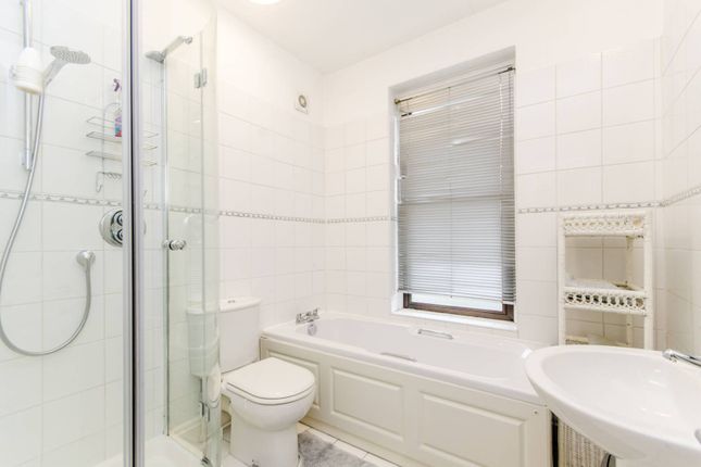 Property to rent in Burrard Road, West Hampstead, London