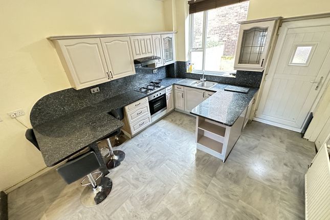 13, Nile Street, Ashton-under-lyne photo 3