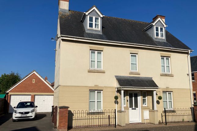 Detached house for sale in Dormeads View, Weston-Super-Mare