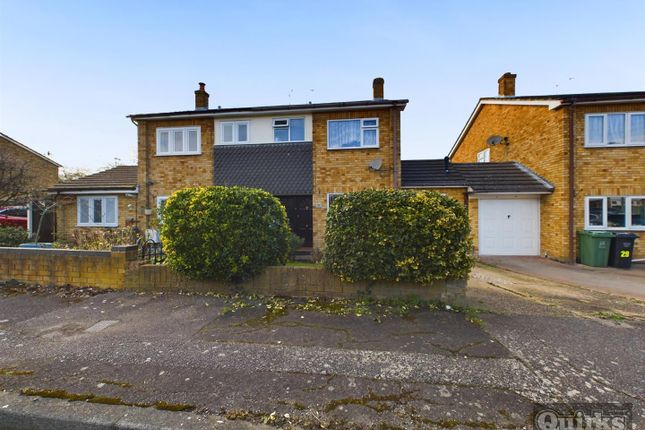 Semi-detached house for sale in Mount Close, Wickford