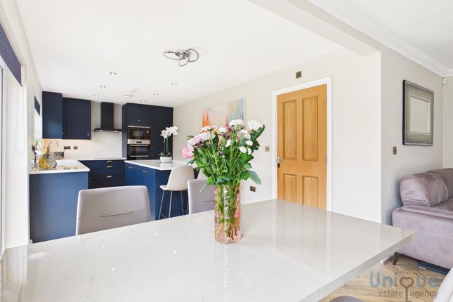 16, Townshill Drive, Kirkham photo 2