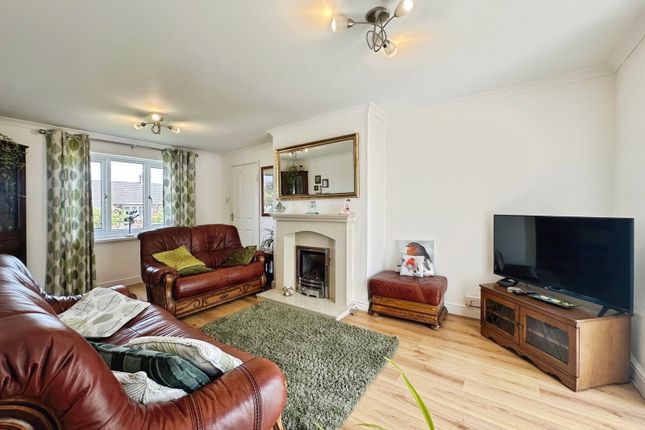 9, Ringhills Road, Wolverhampton photo 2