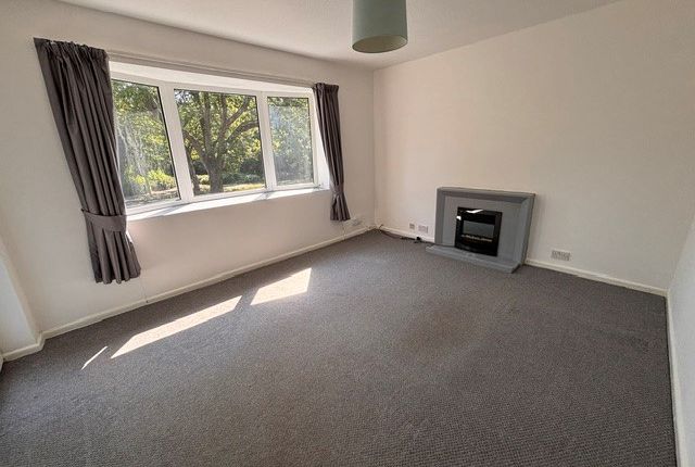 Flat 2 Hazel Court, 351, Garstang Road, Preston photo 4