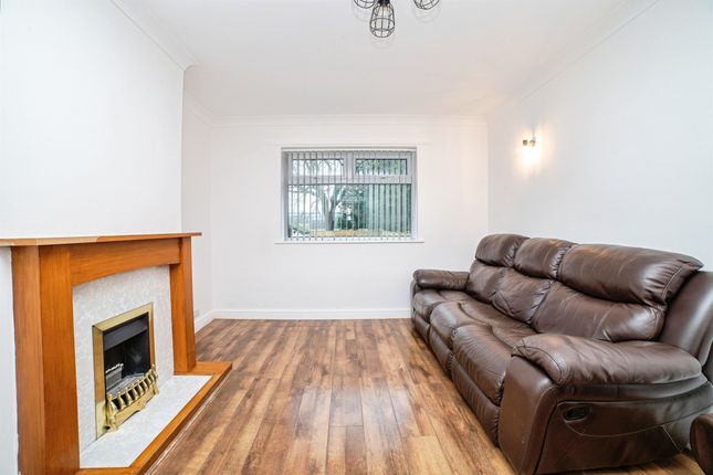 43, Maltby Road, Mansfield photo 3