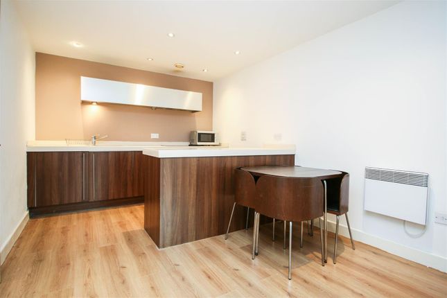 2-bed flat on 167, Orion Building, 90 Navigation Street, Birmingham, £1,200/mo
