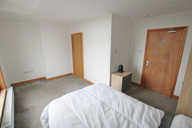 Room to rent in Blackburn Road, Great Harwood, Blackburn