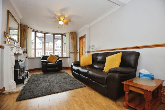 20, Elgar Road, West Midlands photo 2