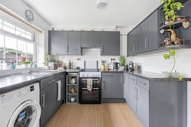 2, Gratton Drive, Kingsbridge photo 2