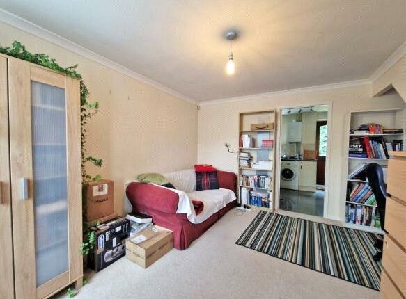 27, Sibson, Reading photo 3