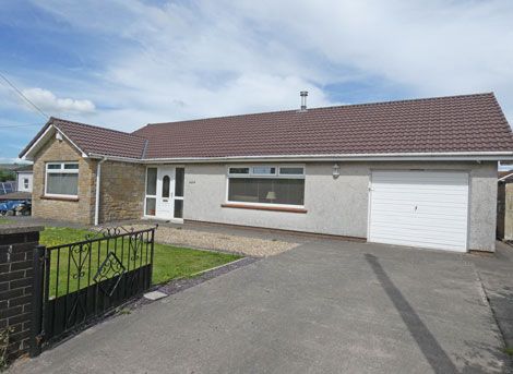 2 bed detached bungalow for sale in Pentwyn Road, Quakers Yard, Treharris CF46