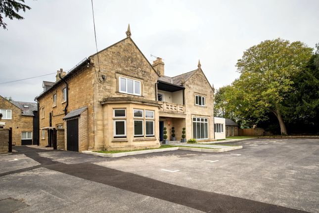 1-bed flat on Laws Mansion,F4, High Street, Bedford, £200,000