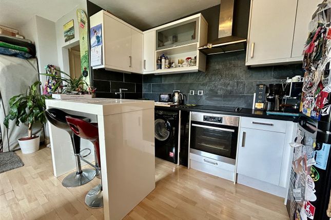 Flat 4, 11, Crow Hill, Broadstairs photo 4