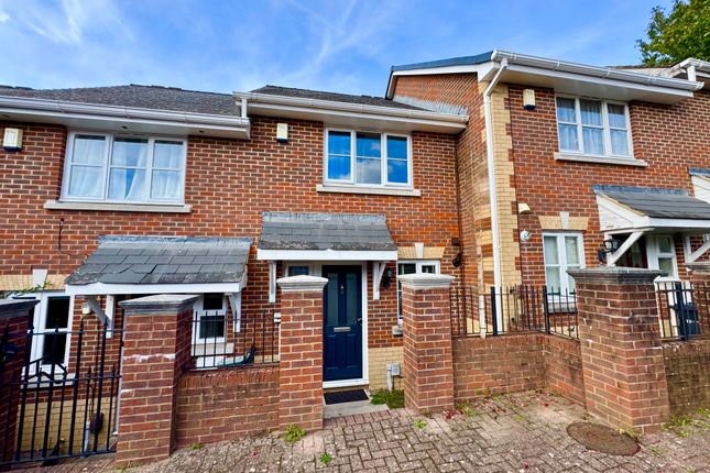 6 St Thomas Mews - Front