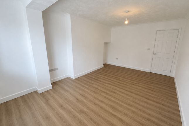 102, Bruce Glazier Terrace, Durham photo 2