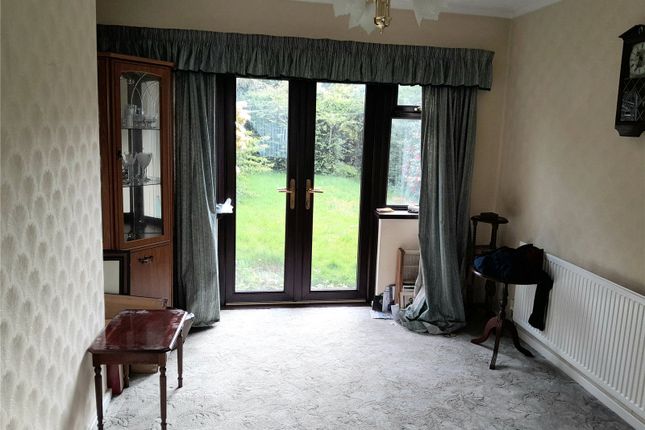6, Hall Drive, West Midlands photo 3