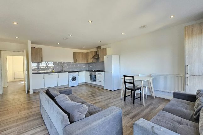 Dunton Road, Leyton photo 3