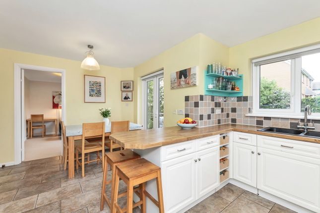 11, Pitfield Close, Huntingdon photo 4