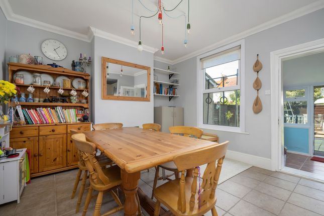 13 Salisbury Road, Herne Bay photo 4