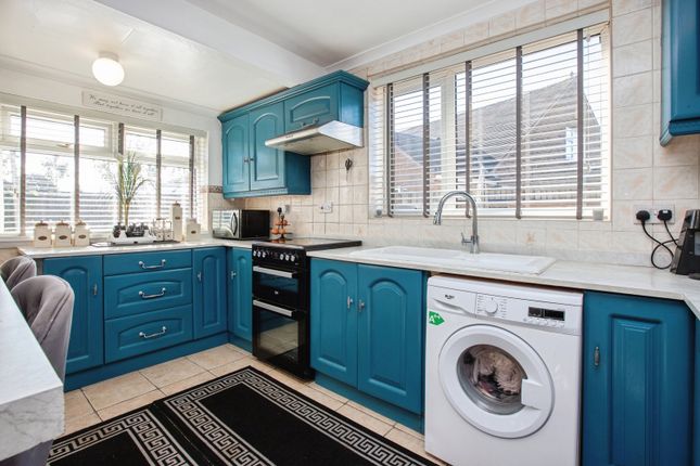 29, Copeland Avenue, Nottingham photo 4