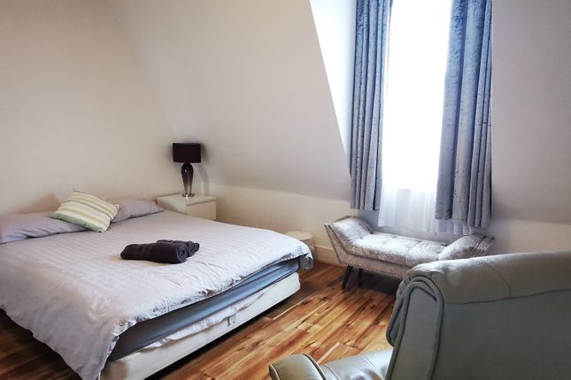 Thumbnail Room to rent in East India Dock Road, London