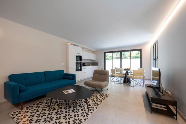Apartment for sale in Saint Tropez, St. Tropez, Grimaud Area, French Riviera