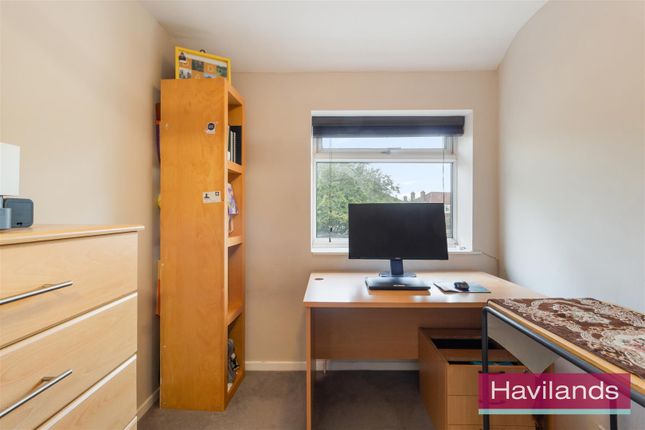 Hydefield Close-1.Jpg