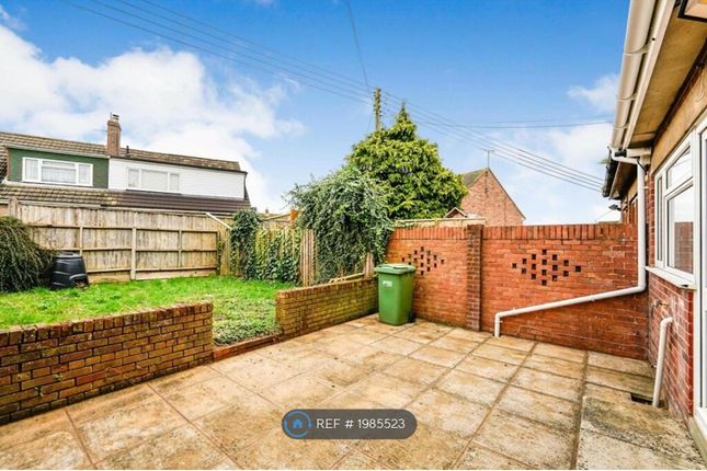 Hicks Avenue, Tilsdown, Dursley photo 2
