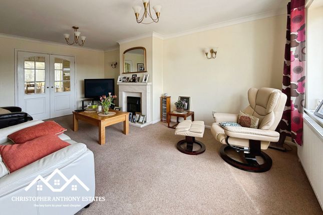 69a Nether Court, Halstead photo 3