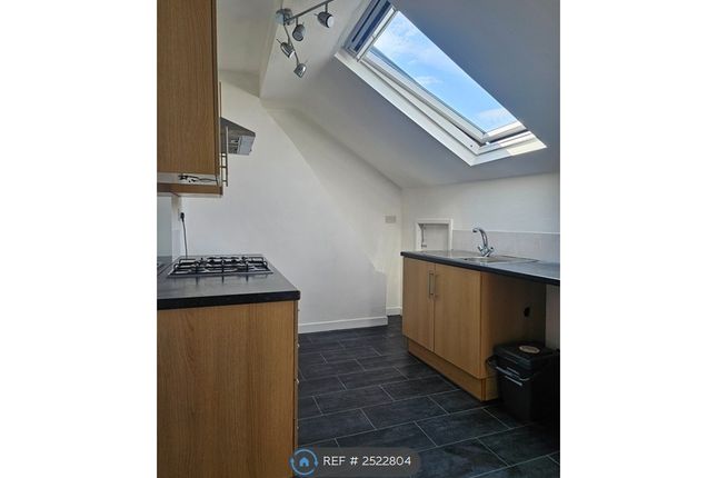 Flat, Manor Road, Wallasey photo 5
