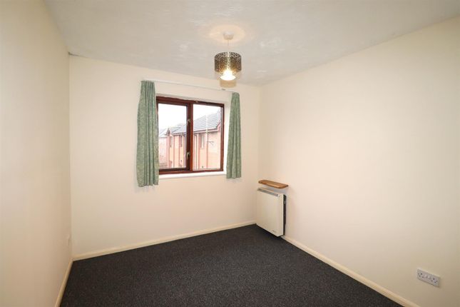 22, Gillett Close, Nuneaton photo 4
