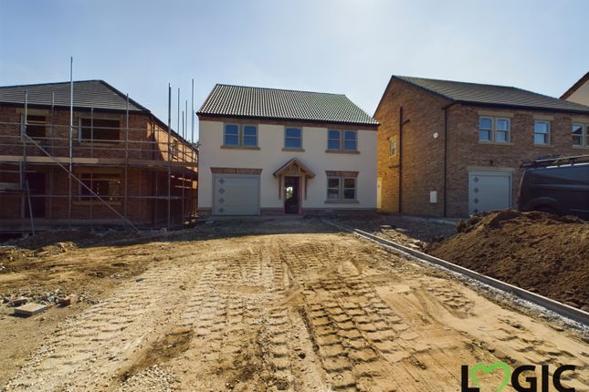 Thumbnail Detached house for sale in Parliament Row, Fairburn, Knottingley, West Yorkshire