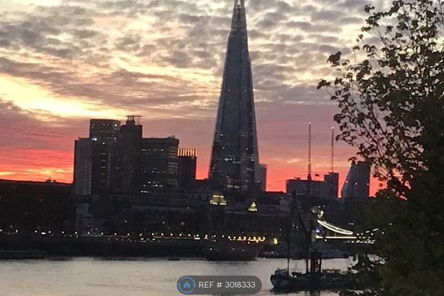 Wapping High Street, London photo 4