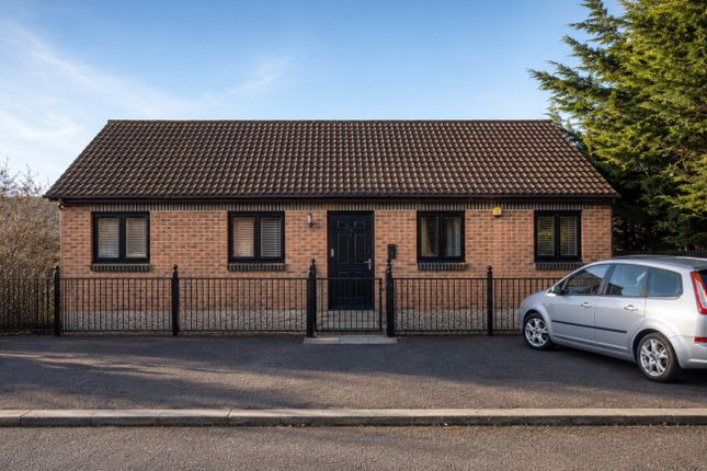 Flat C, 109-111, Mounts Road, Greenhithe photo 4
