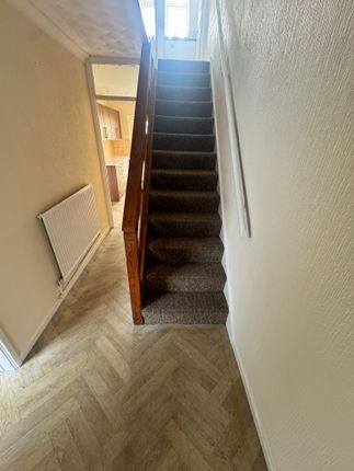 Clay Hill Road, Basildon photo 5