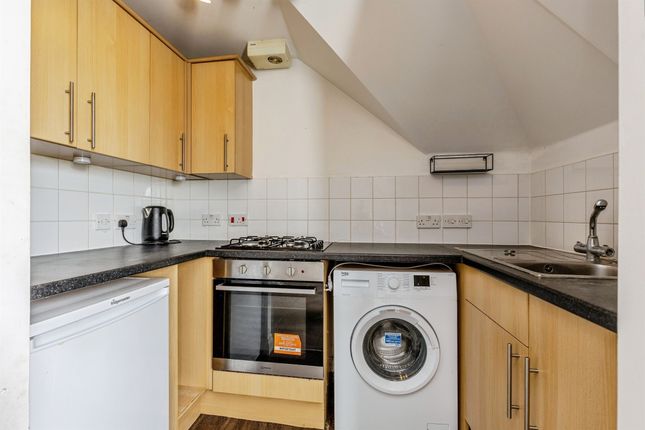 Flat 11, Casa Court, 1, Water Lane, Bristol photo 4