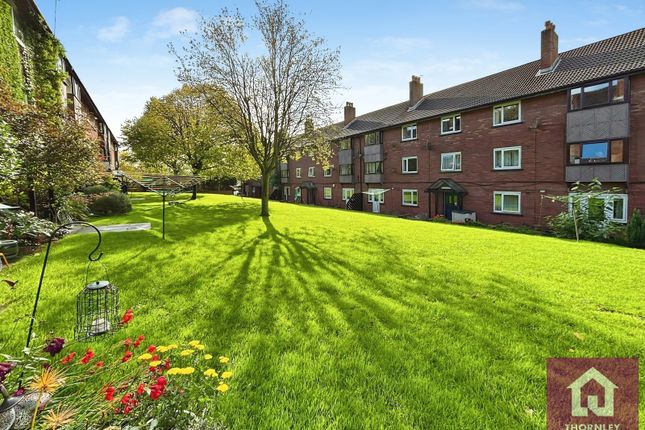Squires Court, Salford photo 2