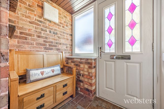 11 Isbets Dale, Norwich photo 3
