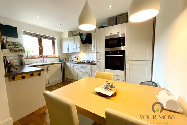 17, Kingfisher Court, Birmingham photo 2