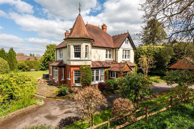 Thumbnail Detached house for sale in Dorking Road, Tadworth, Surrey