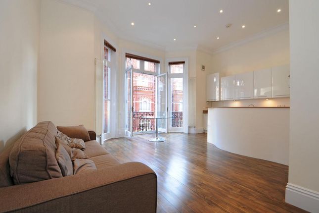 Thumbnail Property to rent in Draycott Place, Chelsea