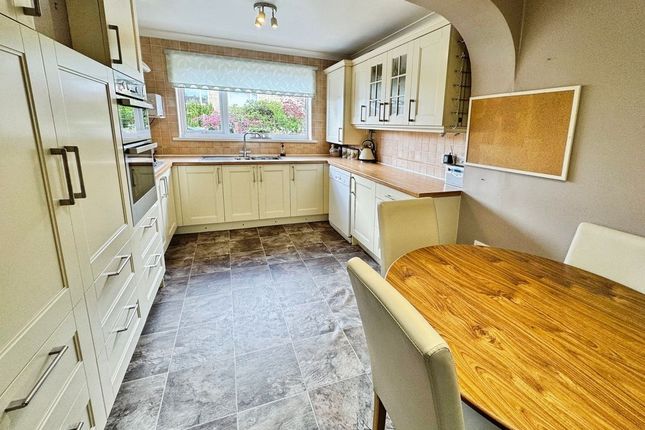 10, Dene Close, Ryton photo 2
