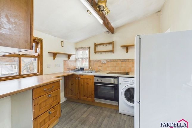 2 Back Chapel Street, Barnoldswick photo 2