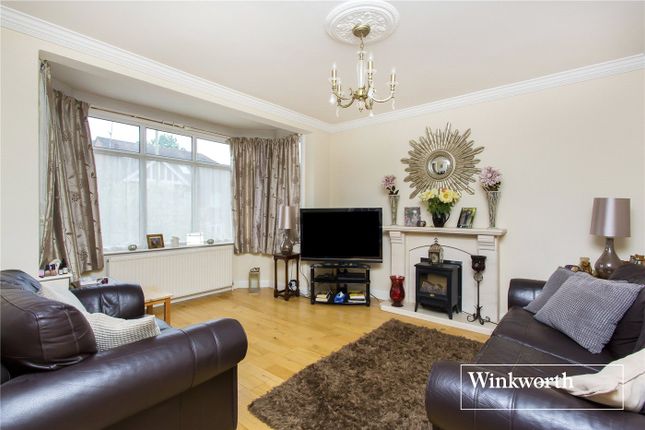 42, Oakdene Park, Finchley photo 2