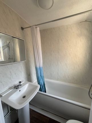 18 Hartfield Place, Northfleet photo 5