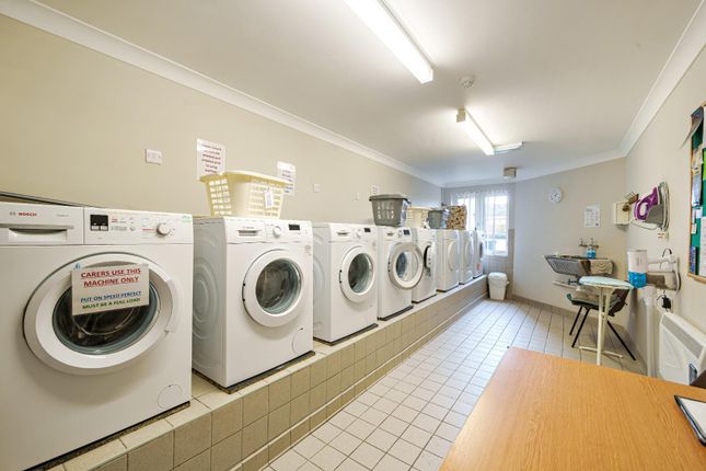 4, Rowan Court, Long Street, Thirsk photo 3