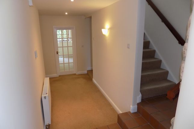 Linden House, Main Street, Hopton photo 3